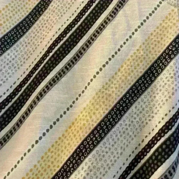 White House Black Market Top NWT - Picture 2 of 6